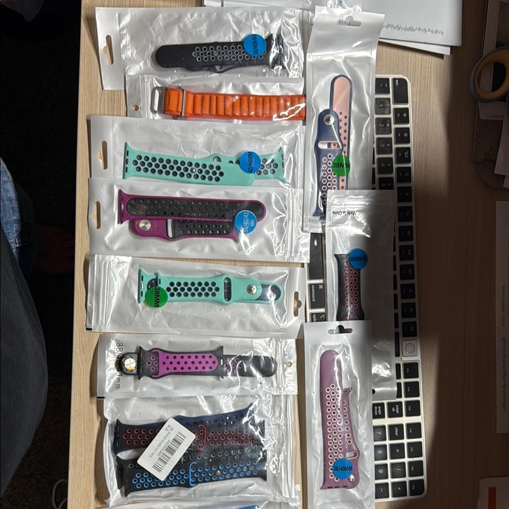 Apple Watch Silicone Watch Bands (fits 38-42mm)